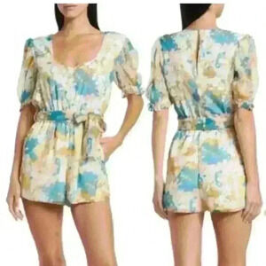 NWT Walter Baker  Floral Romper belted size medium new summer beach